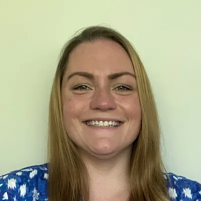 Chiropractic Lacey WA Laura Meet the Team Young woman smiling